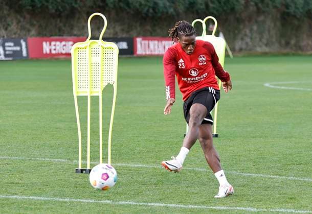 13 01 2024 Soccer 2 Soccer Bundesliga Season 2023 2024 1 FC Nuremberg FCN Club Training Camp Winter Winter Training Camp Marbella Spain Sports Photo Zinc DaMa xdaxmax Joseph Hungbo 23, 1 FC Nuremberg FCN with Goal Shot