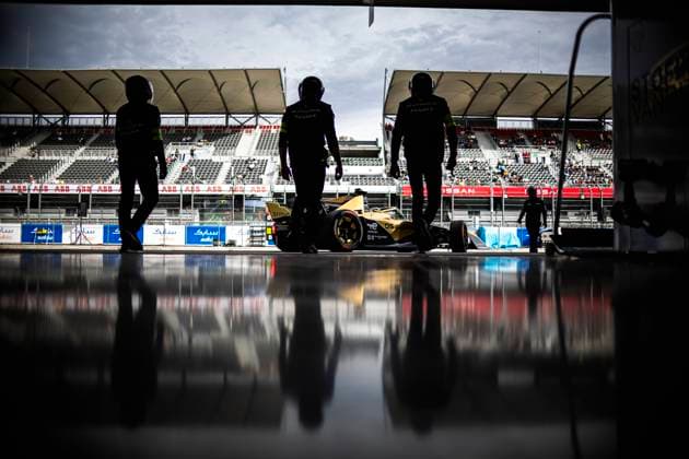 02 VANDOORNE Stoffel (bel), DS Penske, DS E-Tense FE23, pitlane, ambiance during the 2024 Hankook Mexico City ePrix, 1st meeting of the 2023-24 ABB FIA Formula E World Championship, WM, Weltmeisterschaft on the Autodromo Hermanos Rodriguez from January 11 to 13, in Mexico City, Mexico - 2024 FORMULA E HANKOOK MEXICO CITY ePRIX DPPI Panoramic  03424001-TF-278