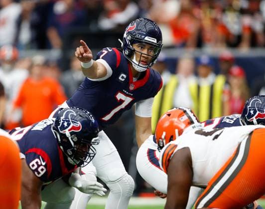 January 13, 2024, Houston, Texas: Texans quarterback C.J. STROUD (7) signals to the offense before a snap during an NFL, American Football Herren, USA Wild Card playoff game between the Houston Texans and the Cleveland Browns in Houston. Houston Texas - ZUMAc201 20240113_zap_c201_024 Copyright: xScottxColemanx