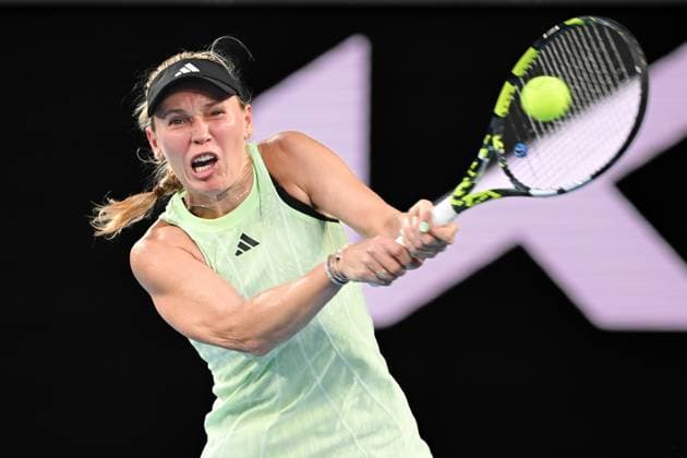 January 14, 2024: CAROLINE WOZNIACKI of Denmark in action against 20th seed MAGDA LINETTE of Poland on Margaret Court Arena in a Women s Singles 1st round match on day 1 of the 2024 Australian Open in Melbourne, Australia. Cal Media USA - ZUMAc04_ 20240114_faf_c04_022 Copyright: xSydneyxLowx