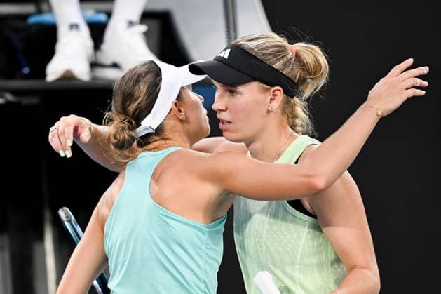 January 14, 2024: CAROLINE WOZNIACKI of Denmark defeated 20th seed MAGDA LINETTE of Poland on Margaret Court Arena in a Women s Singles 1st round match on day 1 of the 2024 Australian Open in Melbourne, Australia. Cal Media USA - ZUMAc04_ 20240114_faf_c04_029 Copyright: xSydneyxLowx