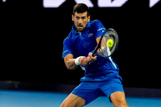Sport Bilder des Tages MELBOURNE, VIC - JANUARY 14: Novak Djokovic of Serbia in action during Round 1 of the 2024 Australian Open on January 14 2024, at Melbourne Park in Melbourne, Australia. (Photo by Jason Heidrich Icon Sportswire) TENNIS: JAN 14 Australian Open EDITORIAL USE ONLY Icon240114261