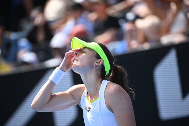 2024 Australian Open - Melbourne Alize Cornet (FRA) during her first round match at the 2024 Australian Open at Melbourne Park in Melbourne, AUSTRALIA, on January 14, 2024. Photo by Corinne Dubreuil ABACAPRESS.COM Melbourne Australia  Copyright: xDubreuilxCorinne ABACAx