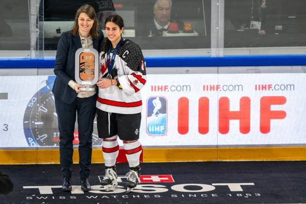 2024 IIHF Ice Hockey U18 Womens World Championship Switzerland, 14 01 2024 Emma Venusio of Canada wins the bronze medal at the 2024 IIHF Ice Hockey U18 Womens World Championship inZug, Bossard Arena, on Sunday, 14 January 2024 Copyright: xBEAUTIFULxSPORTS TobiasxLacknerx