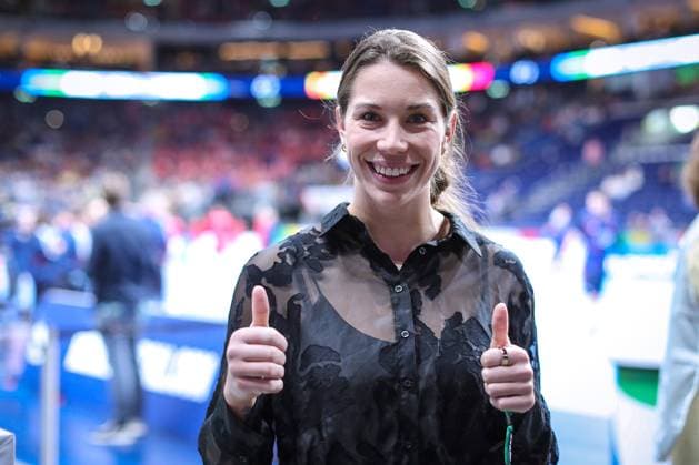 14 01 2024, EHF EURO 2024, European Mens Handball Championship, Mercedes Benz Arena in Berlin, France Switzerland Handball expert and national player Emily Bölk Berlin Germany