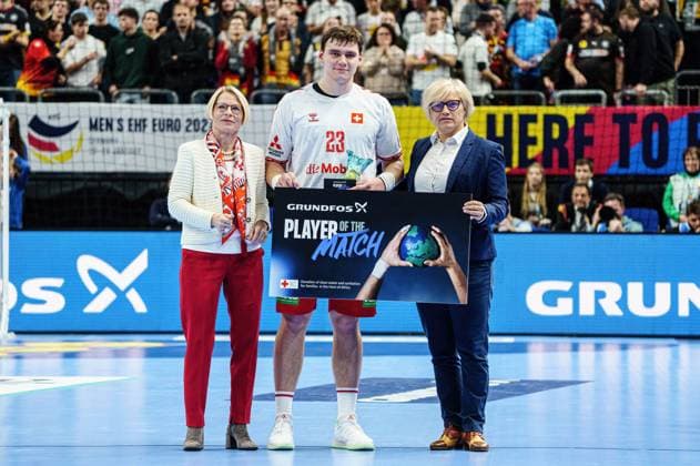 Player of the match Lukas Laube Switzerland, 23 GER, Switzerland vs France, Handball, Men, EHF Euro 2024, Group A, Matchday 2, 14 01 2024 GER, Switzerland vs France, Handball, Men, EHF Euro 2024, Group A, Matchday 2, 14 01 2024 Berlin Copyright: xEibner-Pressefoto MarcelxvonxFehrnx EP_MFN