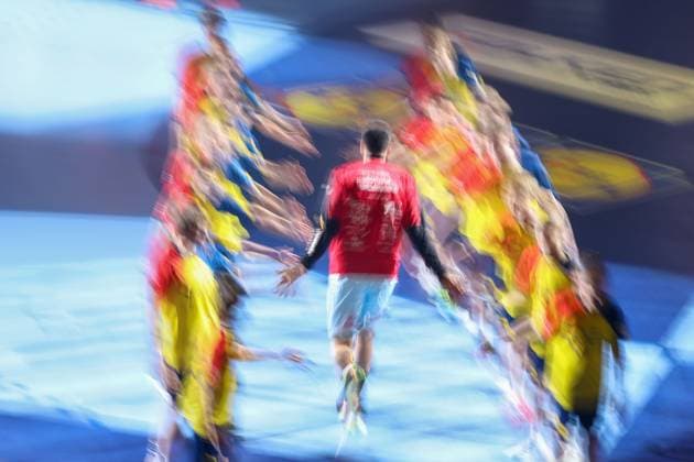 2024 01 14 SAP Arena Mannheim, Sunday 14 January 2024 PRELIMINARY ROUND GROUP B Romania Spain v l , symbolic photo, symbolic image Players run in Copyright: JoaquimxFerreira