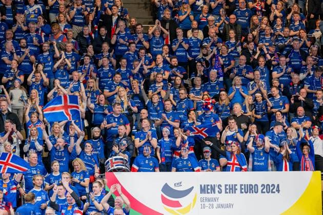 The Icelandic fans cheer the victory GER, Montenegro vs Iceland, Handball, Men, EHF Euro 2024, Group C, Matchday 2, 14 01 2024 GER, Montenegro vs Iceland, Handball, Men, EHF Euro 2024, Group C, Matchday 2, 14 01 2024 Munich Copyright: xEibner-Pressefoto HeikexFeinerx EP_HFR