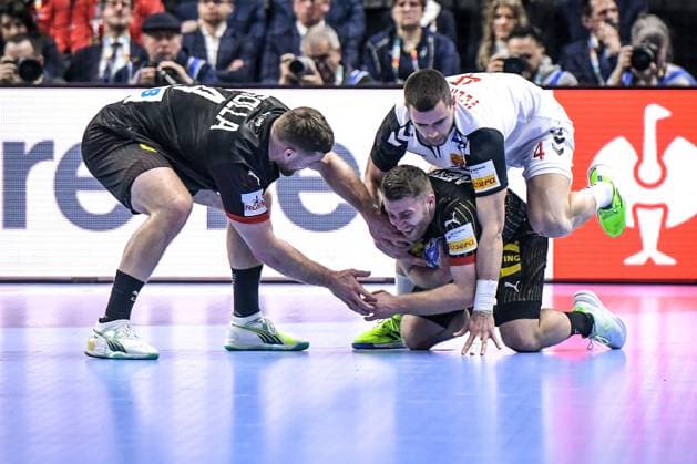 Handball EHF Handball EURO 2024, North Macedonia Germany 14 01 2024, xdanx, Handball EHF Handball EURO 2024, North Macedonia Germany v l Johannes Golla Germany 4 ,Lukas Mertens Germany 36 ,Martin Velkovski North Macedonia 4 ,duel, duel, fight, tackle Berlin Mercedes Benz Arena Berlin Germany EN Copyright: xDanielxLakomskix
