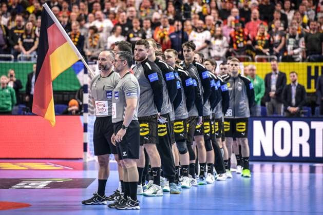 Handball EHF European Handball Championship 2024, North Macedonia Germany 14 01 2024, xdanx, Handball EHF European Handball Championship 2024, North Macedonia Germany v l German team led by Johannes Golla Germany 4 ,during the national anthem Berlin Mercedes Benz Arena Berlin Germany EN Copyright: xDanielxLakomskix