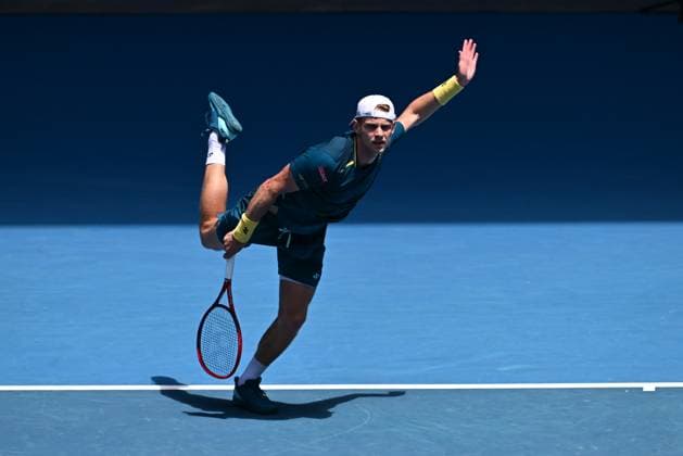 TENNIS AUSTRALIAN OPEN, Zizou Bergs of Belgium in action during his first round match against Stefanos Tsitsipas of Greece on Day 2 of the 2024 Australian Open at Melbourne Park in Melbourne, Monday, January 15, 2024. ( NO ARCHIVING, EDITORIAL USE ONLY, NO USE IN BOOKS WITHOUT CONSENT MELBOURNE VICTORIA AUSTRALIA  Copyright: xJOELxCARRETTx 20240115001889197429
