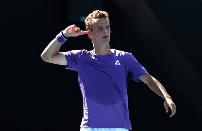 TENNIS AUSTRALIAN OPEN, Luca Van Assche of France reacts during his first round match against James Duckworth of Australia on Day 2 of the 2024 Australian Open at Melbourne Park in Melbourne, Monday, January 15, 2024. ( NO ARCHIVING, EDITORIAL USE ONLY, NO USE IN BOOKS WITHOUT CONSENT MELBOURNE VICTORIA AUSTRALIA  Copyright: xLUKASxCOCHx 20240115001889216579