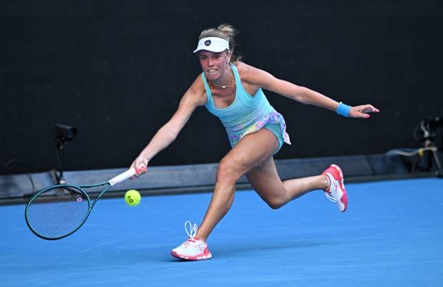 TENNIS AUSTRALIAN OPEN, Magdalena Frech of Poland in action during her first round match against Daria Saville of Australia on Day 2 of the 2024 Australian Open at Melbourne Park in Melbourne, Monday, January 15, 2024. ( NO ARCHIVING, EDITORIAL USE ONLY, NO USE IN BOOKS WITHOUT CONSENT MELBOURNE VICTORIA AUSTRALIA  Copyright: xJAMESxROSSx 20240115001889232852