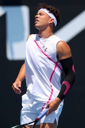 Ben Shelton of USA frustrated Australian Open, Day Two, Tennis, Melbourne Park, Melbourne, Australia - 15 Jan 2024  Copyright: xEllaxLing Shutterstockx 14297581ag