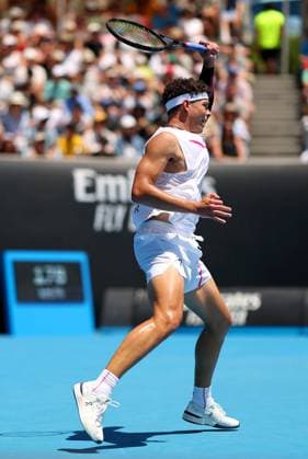 Ben Shelton of USA in action Australian Open, Day Two, Tennis, Melbourne Park, Melbourne, Australia - 15 Jan 2024  Copyright: xEllaxLing Shutterstockx 14297581t