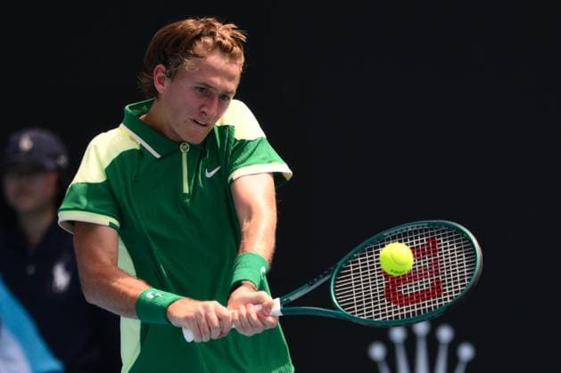 Sebastian Korda (USA) during his first round match Australian Open, Day Two, Tennis, Melbourne Park, Melbourne, Australia - 15 Jan 2024  Copyright: xJamesxGourley Shutterstockx 14297582e