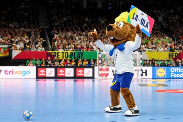 European Championship mascot Hanniball creates atmosphere, Group A Men s EHF EURO 2024 Handball, North Macedonia vs Germany, Mercedes Benz Arena, 14 01 2024, Berlin, Germany