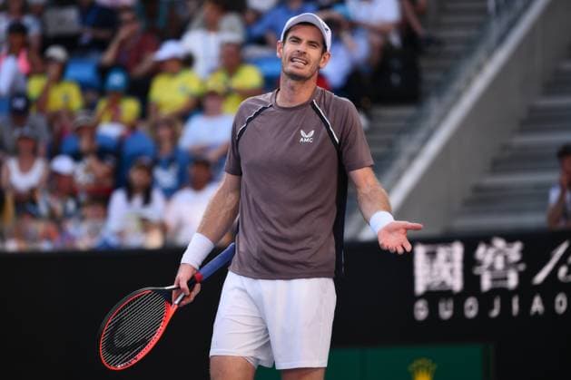 Andy Murray (GBR) looks dejected during his first round match Australian Open, Day Two, Tennis, Melbourne Park, Melbourne, Australia - 15 Jan 2024  Copyright: xJamesxGourley Shutterstockx 14297582dw