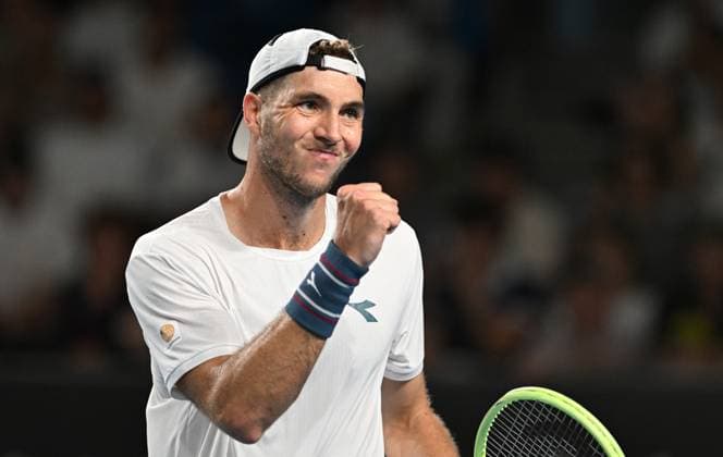 Tennis, Australian Open, Day 2, Struff - Hijikata