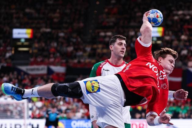 Handball I Men I EURO 2024 I Preliminary round I Group F I Denmark Portugal I 15 01 2024 Lukas Jörgensen 25, Denmark , Alexandre Cavlcanti 24, Portugal , Munich Olympiahalle Bayern Germany Copyright: xLobecax xIngridxAnderson-Jensenx