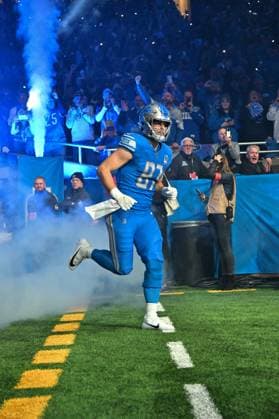 DETROIT, MI - JANUARY 14: Detroit Lions tight end Sam LaPorta (87) is introduced during pregame ceremonies prior to the NFC Wild Card game between the Detroit Lions and the Los Angeles Rams game on Sunday January 14, 2023 at Ford Field in Detroit, MI. (Photo by Steven King Icon Sportswire) NFL, American Football Herren, USA JAN 14 NFC Wild Card - Rams at Lions EDITORIAL USE ONLY Icon258202401140499