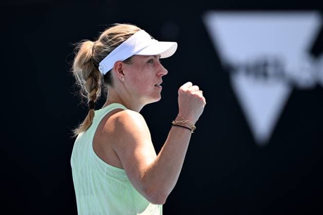TENNIS AUSTRALIAN OPEN, Angelique Kerber of Germany reacts during her match against Danielle Collins of the USA on Day 3 of the 2024 Australian Open at Melbourne Park in Melbourne, Tuesday, January 16, 2024. ( NO ARCHIVING, EDITORIAL USE ONLY, NO USE IN BOOKS WITHOUT CONSENT MELBOURNE VICTORIA AUSTRALIA  Copyright: xJAMESxROSSx 20240116001889627280