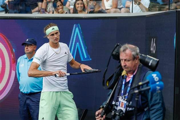 Alexander Zverev GER , Australian Open 2024, Melbourne Park, Melbourne, Victoria, Australia Copyright: xJuergenxHasenkopfx
