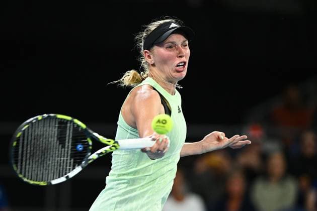 TENNIS AUSTRALIAN OPEN, Caroline Wozniacki of Denmark in action during her 2nd round match against Maria Timofeeva of Russia Day 4 of the 2024 Australian Open at Melbourne Park in Melbourne, Wednesday, January 17, 2024. ( NO ARCHIVING, EDITORIAL USE ONLY, NO USE IN BOOKS WITHOUT CONSENT MELBOURNE VICTORIA AUSTRALIA  Copyright: xJOELxCARRETTx 20240117001890026775