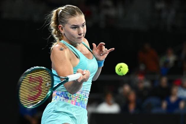 TENNIS AUSTRALIAN OPEN, Maria Timofeeva of Russia in action during her 2nd round match against Caroline Wozniacki of Denmark on Day 4 of the 2024 Australian Open at Melbourne Park in Melbourne, Wednesday, January 17, 2024. ( NO ARCHIVING, EDITORIAL USE ONLY, NO USE IN BOOKS WITHOUT CONSENT MELBOURNE VICTORIA AUSTRALIA  Copyright: xJOELxCARRETTx 20240117001890040095