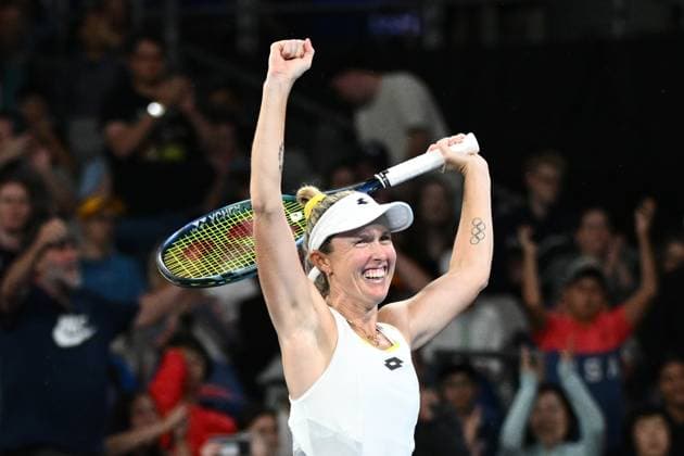 TENNIS AUSTRALIAN OPEN, Storm Hunter of Australia celebrates her round 2 win against Laura Siegemund of Germany on Day 4 of the 2024 Australian Open at Melbourne Park in Melbourne, Wednesday, January 17, 2024. ( NO ARCHIVING, EDITORIAL USE ONLY, NO USE IN BOOKS WITHOUT CONSENT MELBOURNE VICTORIA AUSTRALIA  Copyright: xJOELxCARRETTx 20240117001890071395