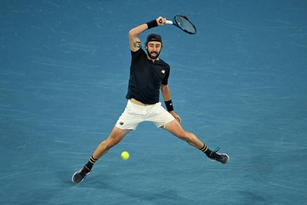 TENNIS AUSTRALIAN OPEN, Jordan Thompson of Australia in action during his round 2 match against Stafanos Tsitsipas of Greece on Day 4 of the 2024 Australian Open at Melbourne Park in Melbourne, Wednesday, January 17, 2024. ( NO ARCHIVING, EDITORIAL USE ONLY, NO USE IN BOOKS WITHOUT CONSENT MELBOURNE VICTORIA AUSTRALIA  Copyright: xLUKASxCOCHx 20240117001890121329