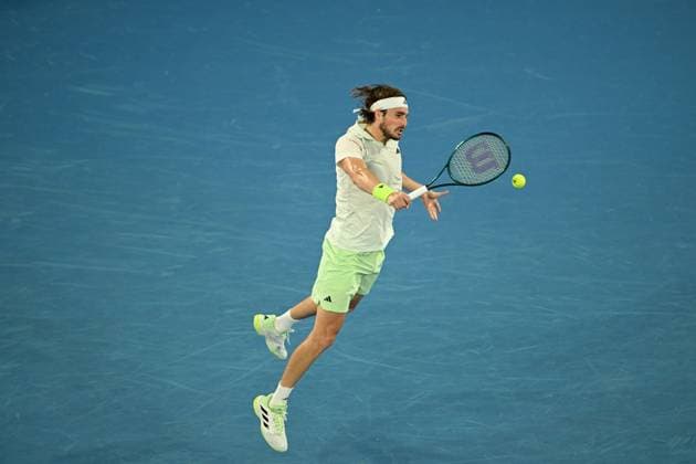 TENNIS AUSTRALIAN OPEN, Stafanos Tsitsipas of Greece in action during his round 2 match against Jordan Thompson of Australia on Day 4 of the 2024 Australian Open at Melbourne Park in Melbourne, Wednesday, January 17, 2024. ( NO ARCHIVING, EDITORIAL USE ONLY, NO USE IN BOOKS WITHOUT CONSENT MELBOURNE VICTORIA AUSTRALIA  Copyright: xLUKASxCOCHx 20240117001890130216