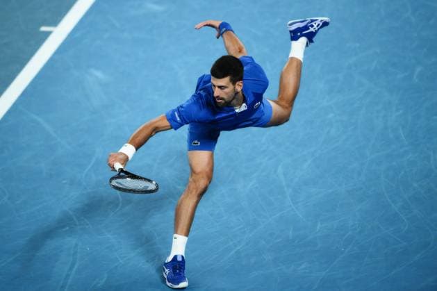Novak Djokovic (SRB) stretches to make a shot during his second round match Australian Open, Day Four, Tennis, Melbourne Park, Melbourne, Australia - 17 Jan 2024  Copyright: xJamesxGourley Shutterstockx 14297589lm