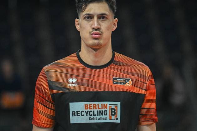Berlin, Germany 17 January 2024 CL Volleyball 2023 2024 Berlin Recycling Volleys vs Gas Sales Bluenergy Piacenza In the picture Nehemiah Mote BR Volleys Copyright: xFotostandx xReuhlx