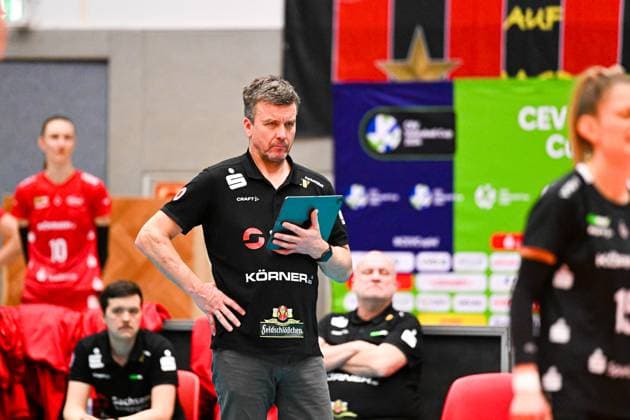 CEV Volleyball Cup 2024, Dresdner SC vs Viteos Neuchatel UC, Dresden, 17 01 2024 Alexander Waibl Head Coach Dresdner SC CEV Volleyball Cup 2024, Dresdner SC vs Viteos Neuchatel UC on 17 01 2024 at the Margon Arena Dresden Copyright: xBEAUTIFULxSPORTS Hoepnerx