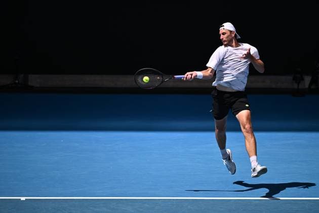 TENNIS AUSTRALIAN OPEN, Lukas Klein of Slovakia reacts during his 2nd round match against Alexander Zverev of Germany on Day 5 of the 2024 Australian Open at Melbourne Park in Melbourne, Thursday, January 18, 2024. ( NO ARCHIVING, EDITORIAL USE ONLY, NO USE IN BOOKS WITHOUT CONSENT MELBOURNE VICTORIA AUSTRALIA  Copyright: xJOELxCARRETTx 20240118001890414797
