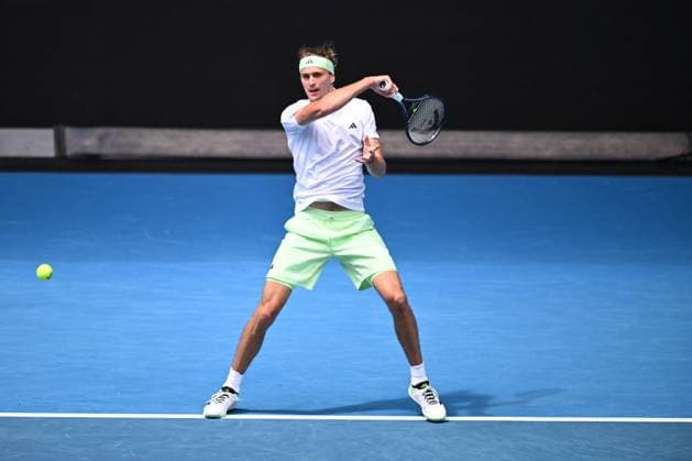 TENNIS AUSTRALIAN OPEN, Alexander Zverev of Germany reacts during his 2nd round match against Lukas Klein of Slovakia on Day 5 of the 2024 Australian Open at Melbourne Park in Melbourne, Thursday, January 18, 2024. ( NO ARCHIVING, EDITORIAL USE ONLY, NO USE IN BOOKS WITHOUT CONSENT MELBOURNE VICTORIA AUSTRALIA  Copyright: xJOELxCARRETTx 20240118001890415318