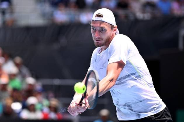 TENNIS AUSTRALIAN OPEN, Lukas Klein of Slovakia in action during his 2nd round match against Alexander Zverev of Germany on Day 5 of the 2024 Australian Open at Melbourne Park in Melbourne, Thursday, January 18, 2024. ( NO ARCHIVING, EDITORIAL USE ONLY, NO USE IN BOOKS WITHOUT CONSENT MELBOURNE VICTORIA AUSTRALIA  Copyright: xJOELxCARRETTx 20240118001890420841