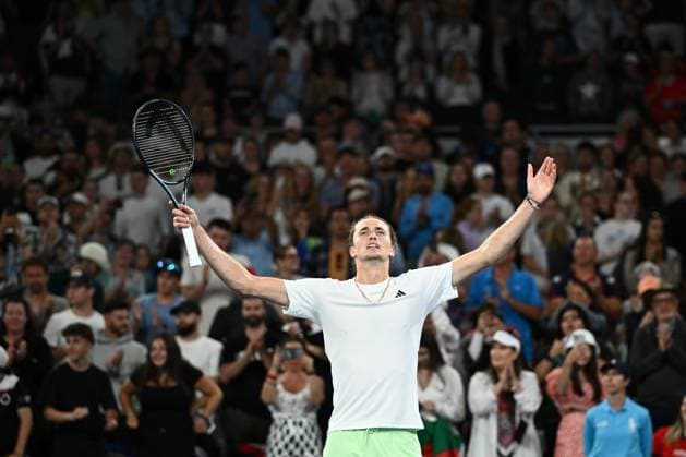 TENNIS AUSTRALIAN OPEN, Alexander Zverev of Germany celebrates match point during his 2nd round win over Lukas Klein of Slovakia on Day 5 of the 2024 Australian Open at Melbourne Park in Melbourne, Thursday, January 18, 2024. ( NO ARCHIVING, EDITORIAL USE ONLY, NO USE IN BOOKS WITHOUT CONSENT MELBOURNE VICTORIA AUSTRALIA  Copyright: xJOELxCARRETTx 20240118001890469673