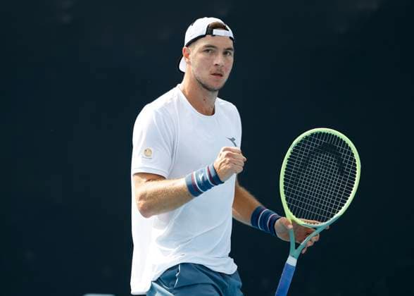 Jan Lennard Struff makes a fist and cheers,cheers,joy,emotion, Australian Open 2024, Melbourne Park, Melbourne, Victoria, Australia Copyright: xJuergenxHasenkopfx