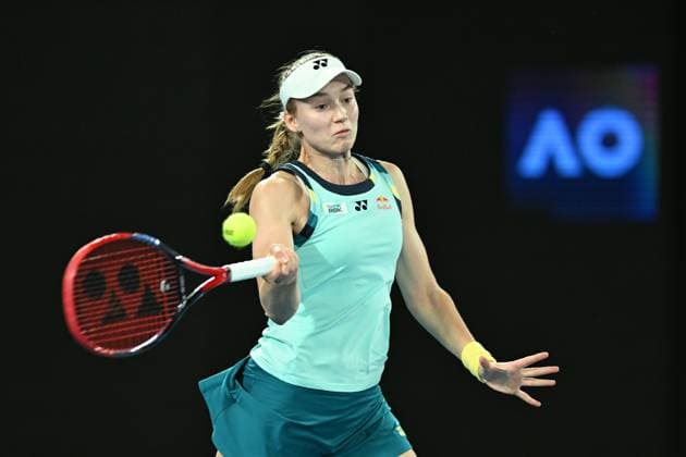 TENNIS AUSTRALIAN OPEN, Elena Rybakina of Kazakhstan in action during her 2nd round match against Anna Blinkova of Russia on Day 5 of the 2024 Australian Open at Melbourne Park in Melbourne, Thursday, January 18, 2024. ( NO ARCHIVING, EDITORIAL USE ONLY, NO USE IN BOOKS WITHOUT CONSENT MELBOURNE VICTORIA AUSTRALIA  Copyright: xJAMESxROSSx 20240118001890555413