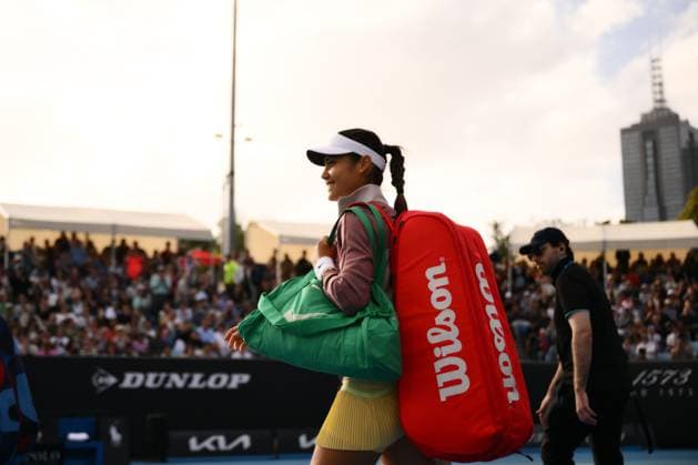 Emma Raducanu (GBR) walks on to court for her second round match Australian Open, Day Five, Tennis, Melbourne Park, Melbourne, Australia - 18 Jan 2024  Copyright: xJamesxGourley Shutterstockx 14305075ax