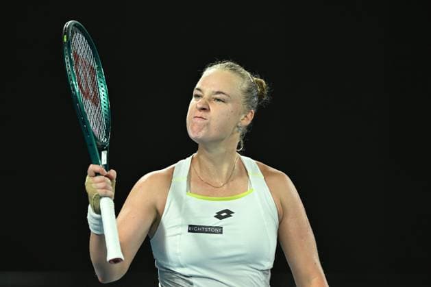TENNIS AUSTRALIAN OPEN, Anna Blinkova of Russia celebrates apoint during the longest tie break in WTA, Tennis Damen Grand Slam history during her 2nd round win over Elena Rybakina of Kazakhstan on Day 5 of the 2024 Australian Open at Melbourne Park in Melbourne, Thursday, January 18, 2024. ( NO ARCHIVING, EDITORIAL USE ONLY, NO USE IN BOOKS WITHOUT CONSENT MELBOURNE VICTORIA AUSTRALIA  Copyright: xJAMESxROSSx 20240118001890574105