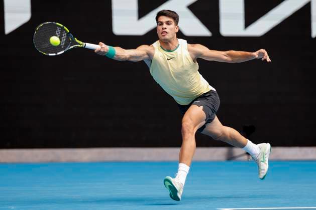 Carlos Alcaraz ESP , Australian Open 2024, Melbourne Park, Melbourne, Victoria, Australia Copyright: xJuergenxHasenkopfx