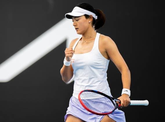 (240118) -- MELBOURNE, Jan. 18, 2024 -- Wang Yafan of China reacts during the women s singles second round match between Wang Yafan of China and Emma Raducanu of Britain at the Australian Open tennis tournament in Melbourne, Australia, Jan. 18, 2024. (Photo by Xinhua) (SP)AUSTRALIA-MELBOURNE-TENNIS-AUSTRALIAN OPEN HuxJingchen 