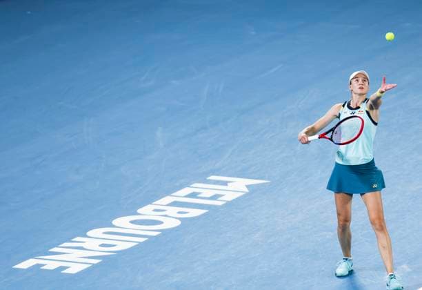 (240118) -- MELBOURNE, Jan. 18, 2024 -- Elena Rybakina of Kazakhstan serves during the women s singles second round match between Elena Rybakina of Kazakhstan and Anna Blinkova of Russia at the Australian Open tennis tournament in Melbourne, Australia, Jan. 18, 2024. ) (SP)AUSTRALIA-MELBOURNE-TENNIS-AUSTRALIAN OPEN MaxPing 