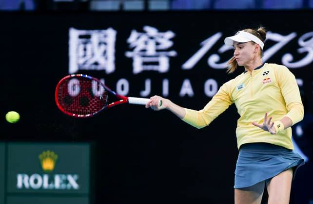 (240118) -- MELBOURNE, Jan. 18, 2024 -- Elena Rybakina of Kazakhstan hits a return during the women s singles second round match between Elena Rybakina of Kazakhstan and Anna Blinkova of Russia at the Australian Open tennis tournament in Melbourne, Australia, Jan. 18, 2024. ) (SP)AUSTRALIA-MELBOURNE-TENNIS-AUSTRALIAN OPEN MaxPing 
