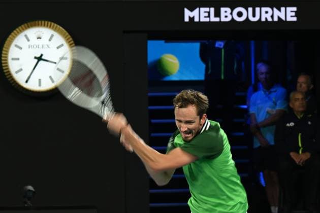 TENNIS AUSTRALIAN OPEN, Daniil Medvedev of Russia in action as the clock shows past 3:30 am during his 2nd round match against Emil Ruusuvuori of Finland on Day 5 of the 2024 Australian Open at Melbourne Park in Melbourne, Thursday, January 18, 2024. ( NO ARCHIVING, EDITORIAL USE ONLY, NO USE IN BOOKS WITHOUT CONSENT MELBOURNE VICTORIA AUSTRALIA  Copyright: xLUKASxCOCHx 20240119001890663047