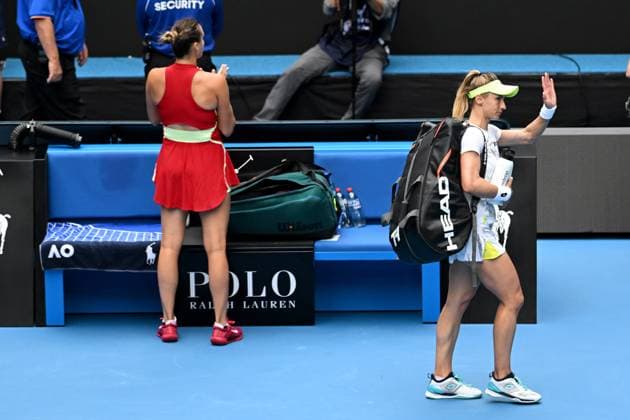 TENNIS AUSTRALIAN OPEN, Lesia Tsurenko of Ukraine walks walks from the court after refusing to shake hands with Aryna Sabalenka of Belarus following her 3rd round loss on Day 6 of the 2024 Australian Open at Melbourne Park in Melbourne, Friday, January 19, 2024. ( NO ARCHIVING, EDITORIAL USE ONLY, NO USE IN BOOKS WITHOUT CONSENT MELBOURNE VICTORIA AUSTRALIA  Copyright: xLUKASxCOCHx 20240119001890848437