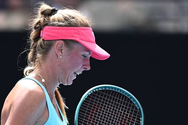 TENNIS AUSTRALIAN OPEN, Magdalena Frech of Poland in action during her 3rd round match against Anastasia Zakharova of Russia on Day 6 of the 2024 Australian Open at Melbourne Park in Melbourne, Friday, January 19, 2024. ( NO ARCHIVING, EDITORIAL USE ONLY, NO USE IN BOOKS WITHOUT CONSENT MELBOURNE VICTORIA AUSTRALIA  Copyright: xJOELxCARRETTx 20240119001890880326